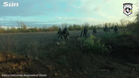 Ukrainian Soldiers attack Russian positions with mortars