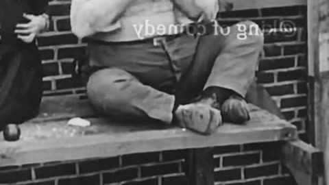 Charlie Chaplin's Hilarious Lunchtime Chaos!