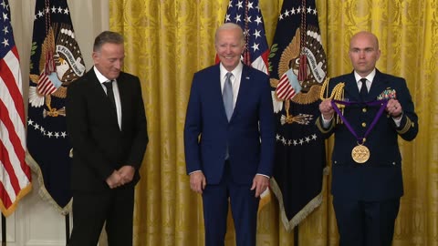 Julia Louis-Dreyfus, Bruce Springsteen among creatives awarded at White House