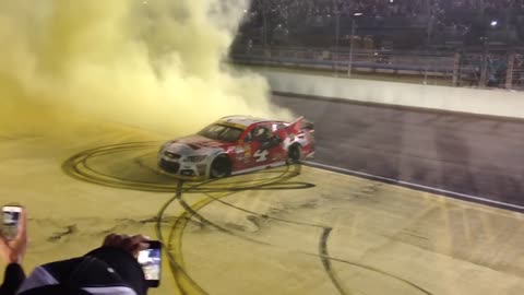 2014 NASCAR Burnout - Champ Kevin Harvick