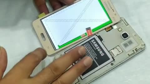 A way to change the phone screen at home
