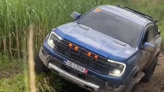 New Ranger Raptor giving us some off road action