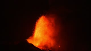 Erupción de lava arrasó con 166 casas en isla de La Palma