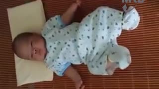 VERY FUNNY SLEEP CRYING BABY!