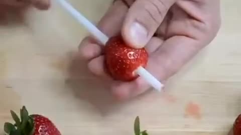 3 fruit cutting hacks 😍🍓🍇