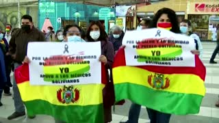 Tear gas as Bolivian medics protest new health law