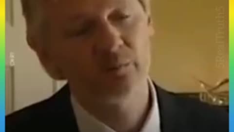 Julian Assange - A háború a média hazugságának eredménye - 2011