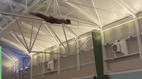 This lad has been trampolining since he was 13 years old...and has his sights set on the Olympics 😎🥇