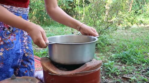 Yummy Rice Porridge and Black Eyed Peas - Rice Porridge Dessert - Cooking