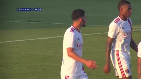 Houssem Aouar with a BEAUTIFUL volley!