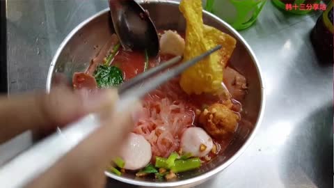 Thailand Street Food / Thai Noodles Soup Style