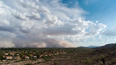 Massive Dust Storm Completely Engulfs City Of Phoenix