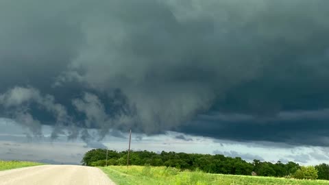 EERIE SUPERCELL AND TORNADO. Winona Country ,MN June 2020