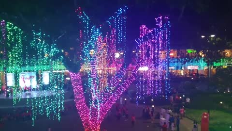 Ayala Mall in Cebu on Christmas Day!