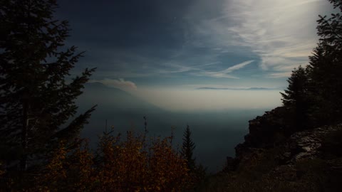 Time lapse overlooks forest fires in Idaho