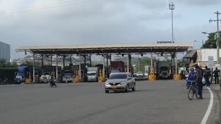 Camioneros en Cartagena vuelven a protestar por cobro de peajes