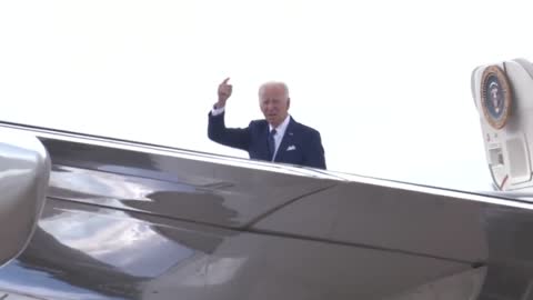 Mask Theater: Biden Removes Face Covering Before Boarding Air Force One