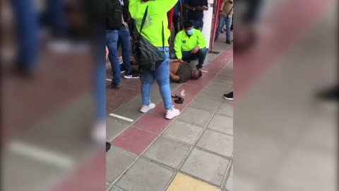 captura de venezolano en centro comercial