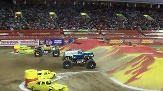 Max D vs. Grave Digger the Legend SF - Monster Jam World Finals 2012