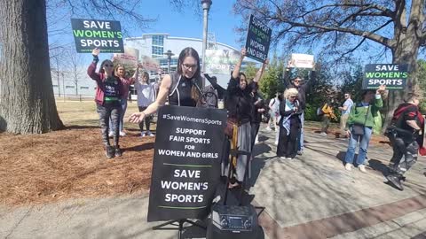 Counter protestor to “Save Women’s Sports” yells “f*ck you transphobe a**holes” at NCAA women’s swimming championships in Atlanta