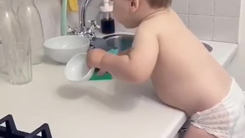 Very Helpful Toddler Helps Clean Up The Kitchen