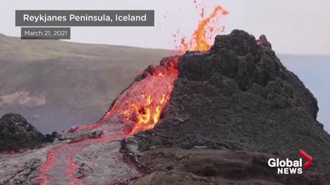 Iceland volcano eruption offers _most beautiful_ lava show