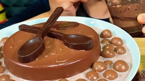 Indulgent ASMR Triple Chocolate Dessert Mukbang! 🍫 #maddyeats #bigbites #asmr #chocolatelover