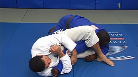 Arm Locks in the Guard - Brazilian Jiu-Jitsu with Master Marcus Vinicius Di Lucia