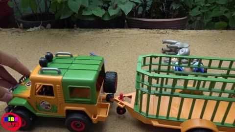 Ranger's Truck with Elephant - Playmobil Wild Wife Videos Toys For Kids