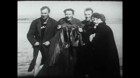 Settled At The Seaside - a silent short comedy film from 1915