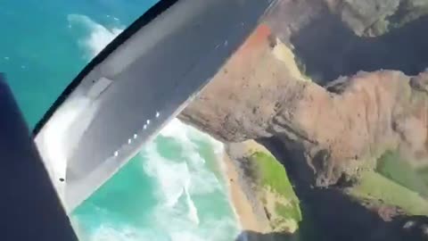 Cockpit view of a helicopter crash in Hawaii