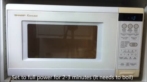 How to clean your microwave with Baking Soda