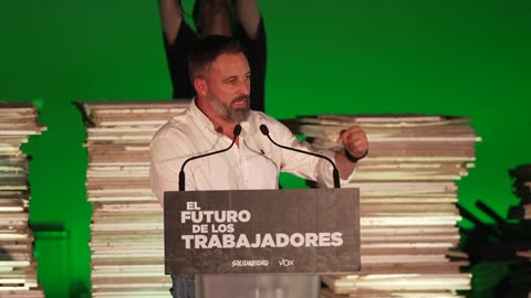 Encuentro candidato Abascal con Solidaridad en Leganes (Madrid) (3)