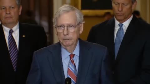 MITCH MCCONNELL OR CLONE FREEZES UP DURING NEWS CONFERENCE