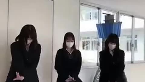 Japanese high school dancers