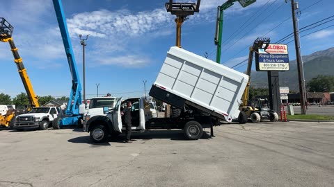 Chipper Dump Truck 2016 Ford F-550 6.7L Powerstroke Diesel