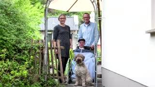 Chronically ill young German gets special vaccine permission