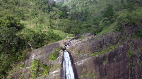Diyaluma Falls Sri Lanka