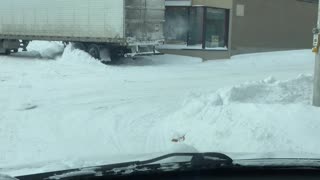 Trucker Struggles with Tight Right Turn