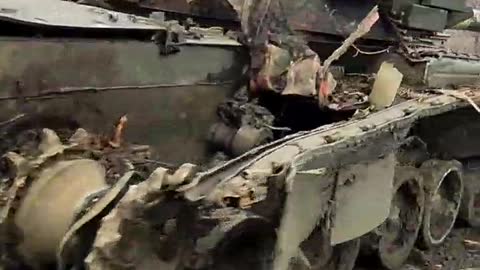 Abandoned tanks of the Armed Forces of Ukraine near Mariupol.