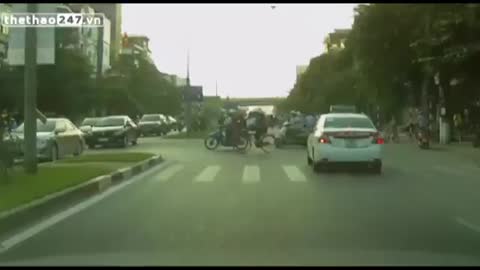 Crossing the road carelessly , being SH go wrong bike lane crashing fall