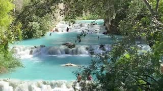 Review of Leather Barrister's Briefcase at Wild Mexican Hot Springs, Las Grutas de Tolantongo