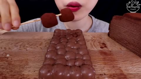 ASMR MUKBANG｜CHOCOLATE MARSHMALLOW KINDER RICE CAKE ICE CREAM SNACK 초코찰떡 마시멜로 디저트39 아이스크림 몰티져스 케이크먹방