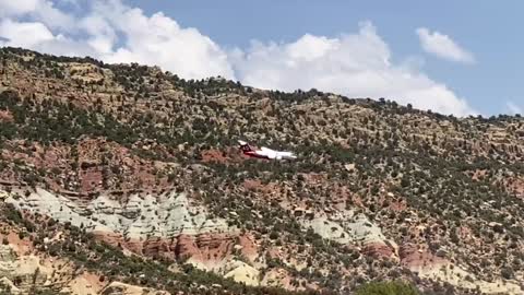 Retardant plane drop in Colorado