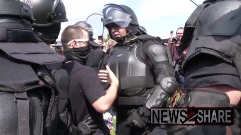 Armed Man at Justice for J6 Rally Turns Out to Be Undercover FBI Agent