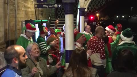 Christmas mob hits rail platform