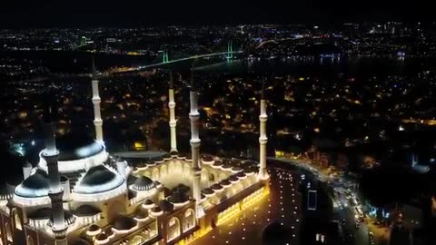 Pogledajte kako izgleda najveća džamija na svijetu!