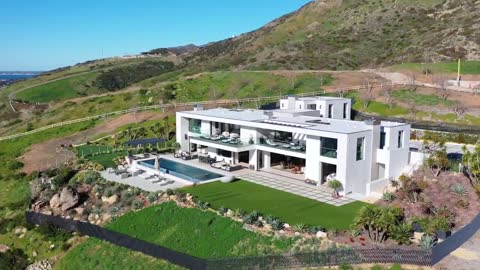 INTERNAL The Top 7 Most Incredible MEGA MANSIONS in the United States
