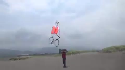 Kite cycling Funny =))