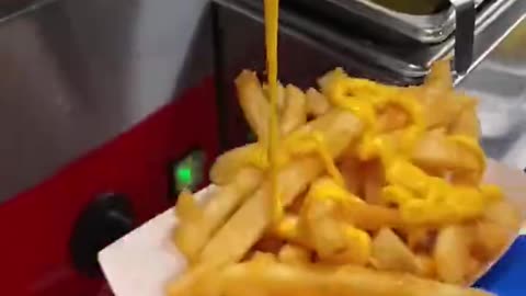 Comment if you like cheese on your fries.